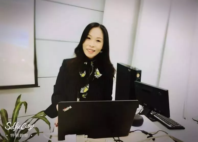 李艳梅4.png